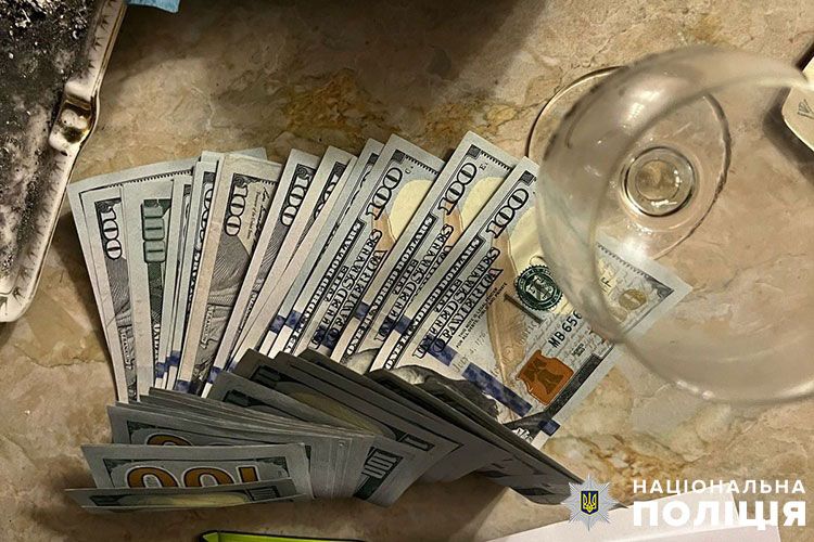 Новини Тернополя - фото з Затримали тернополянина, який за 3 тисячі доларів обіцяв «вирішити питання» з мобілізацією