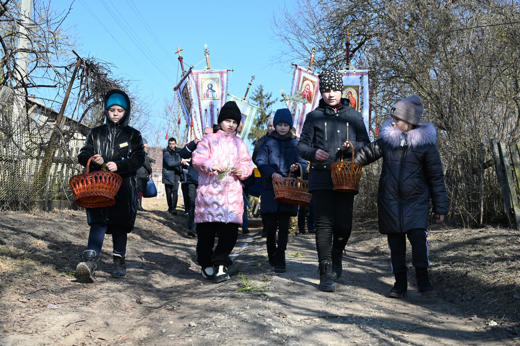 На зображенні може бути: 7 людей та текст