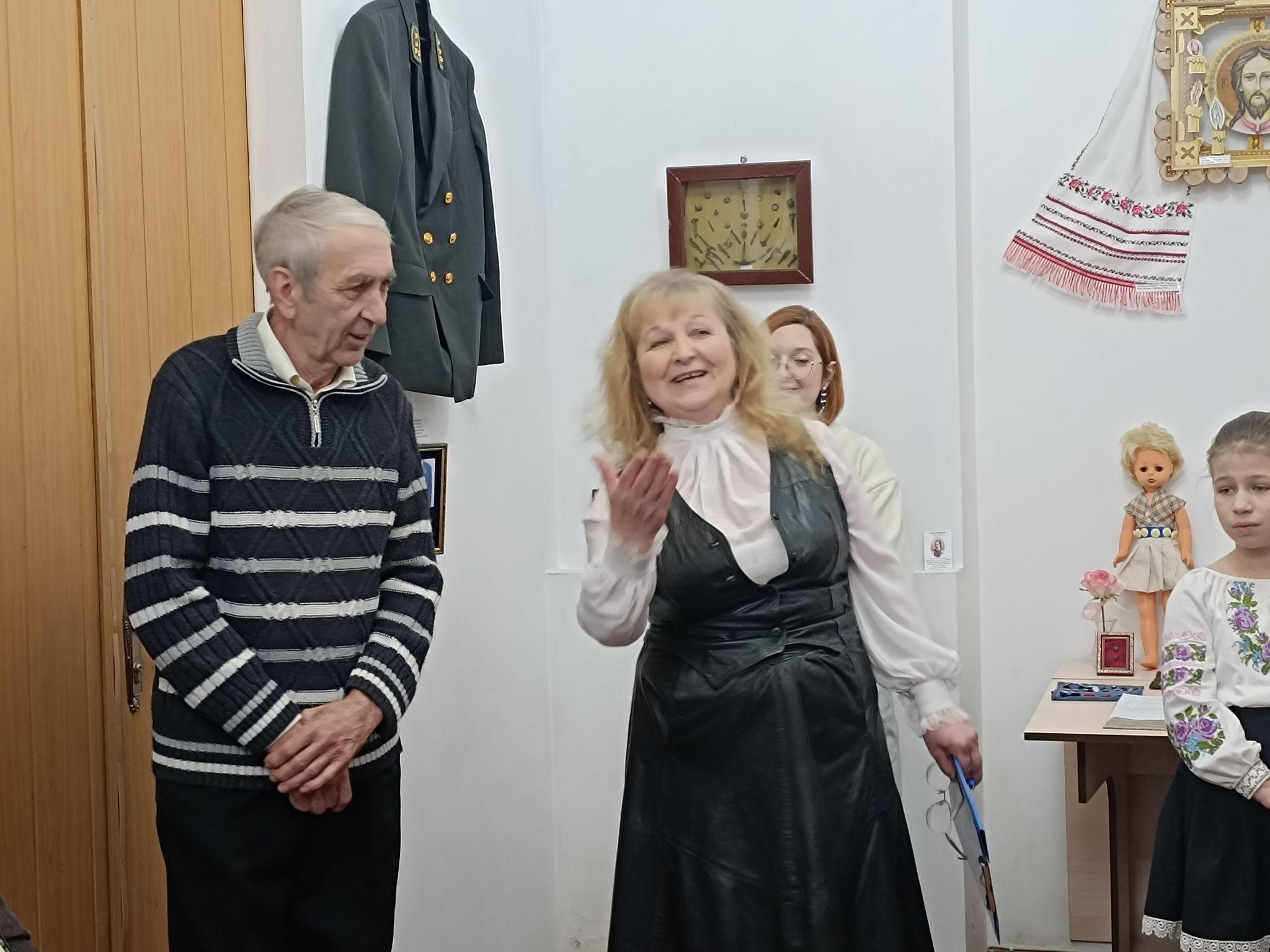 Новини Козятина - фото з Козятинець Володимир Кіраковський колекціонує ґудзики