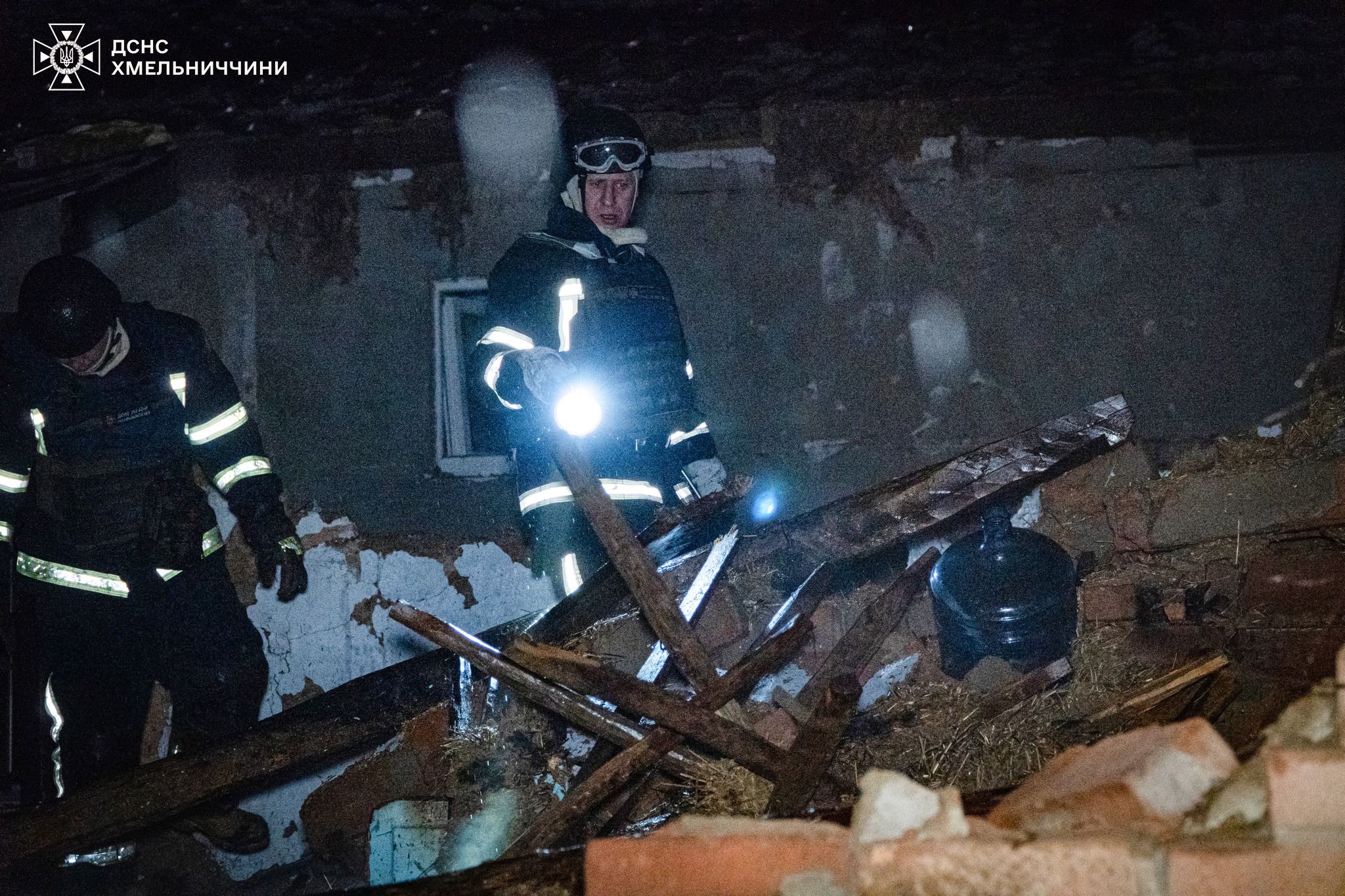 Новини Хмельницького - фото з Травмувалася 76-річна жінка: наслідки «шахедної» атаки на Хмельниччині (ФОТО, ВІДЕО)