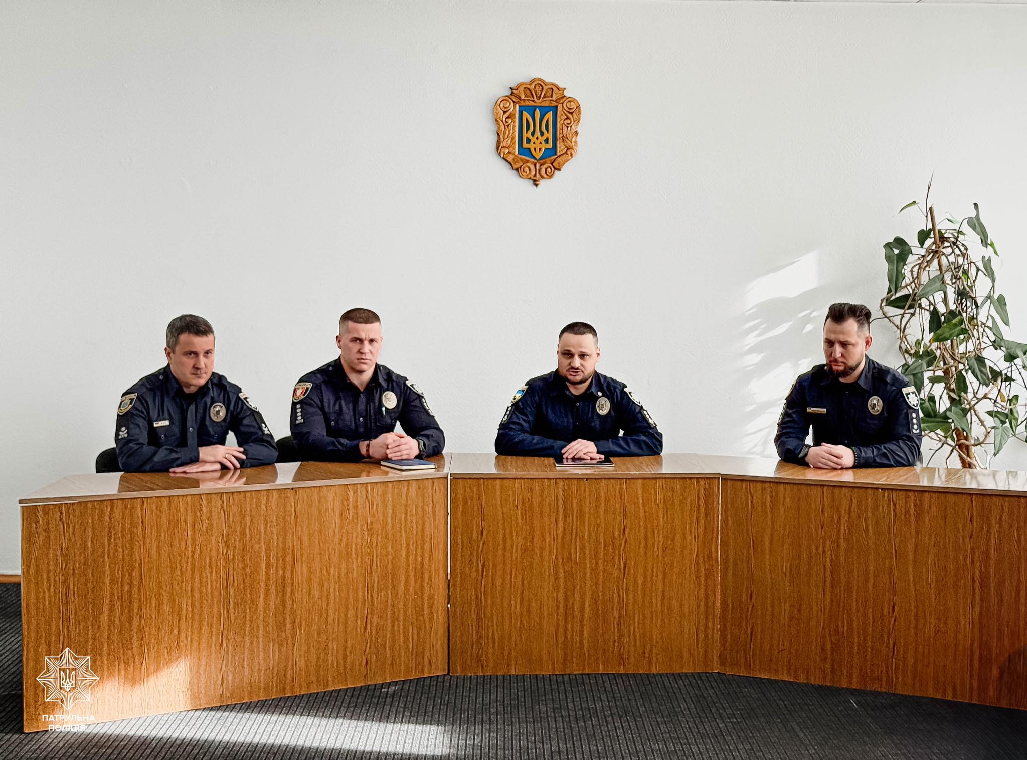 На зображенні може бути: 4 людини