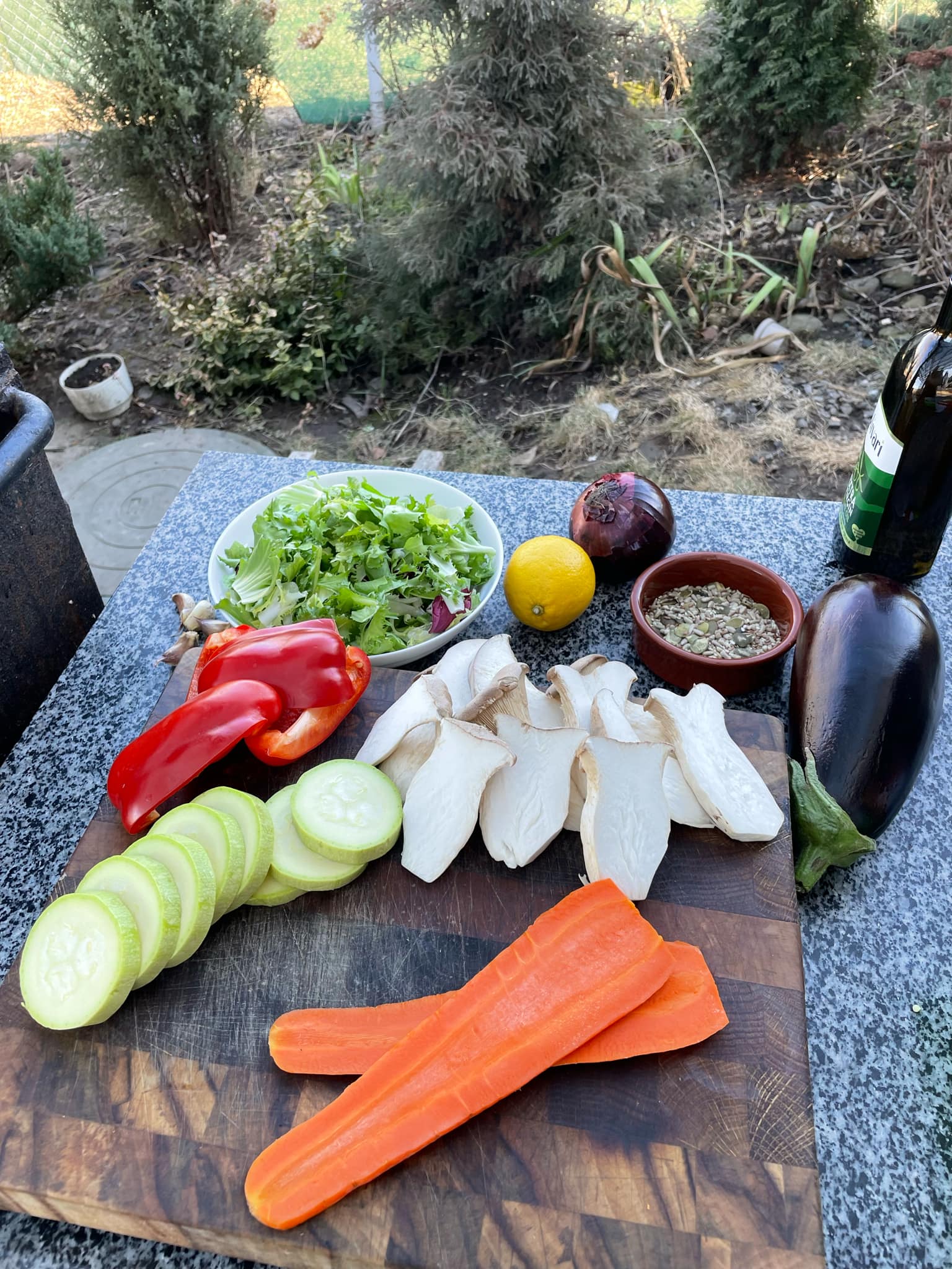 Новини Тернополя - фото з Гриль-салат та баклажан на вугіллі – страва від коваля
