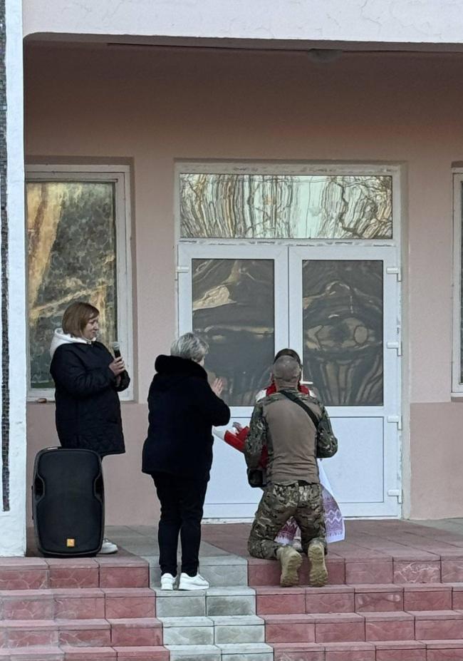 Новини Вінниці - фото з «Дуже важко прийти до тями після усього пережитого..», — з полону повернувся Захисник Маріуполя