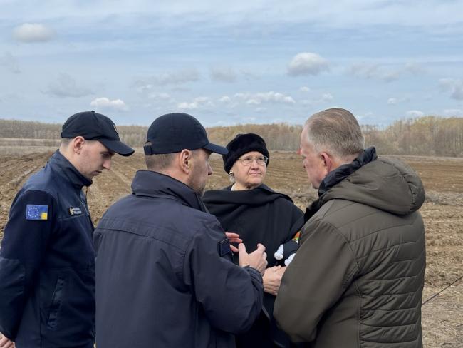 Новини Вінниці - фото з У Вінниці пройшли масштабні навчання по розмінуванню на чолі з послом Хорватії