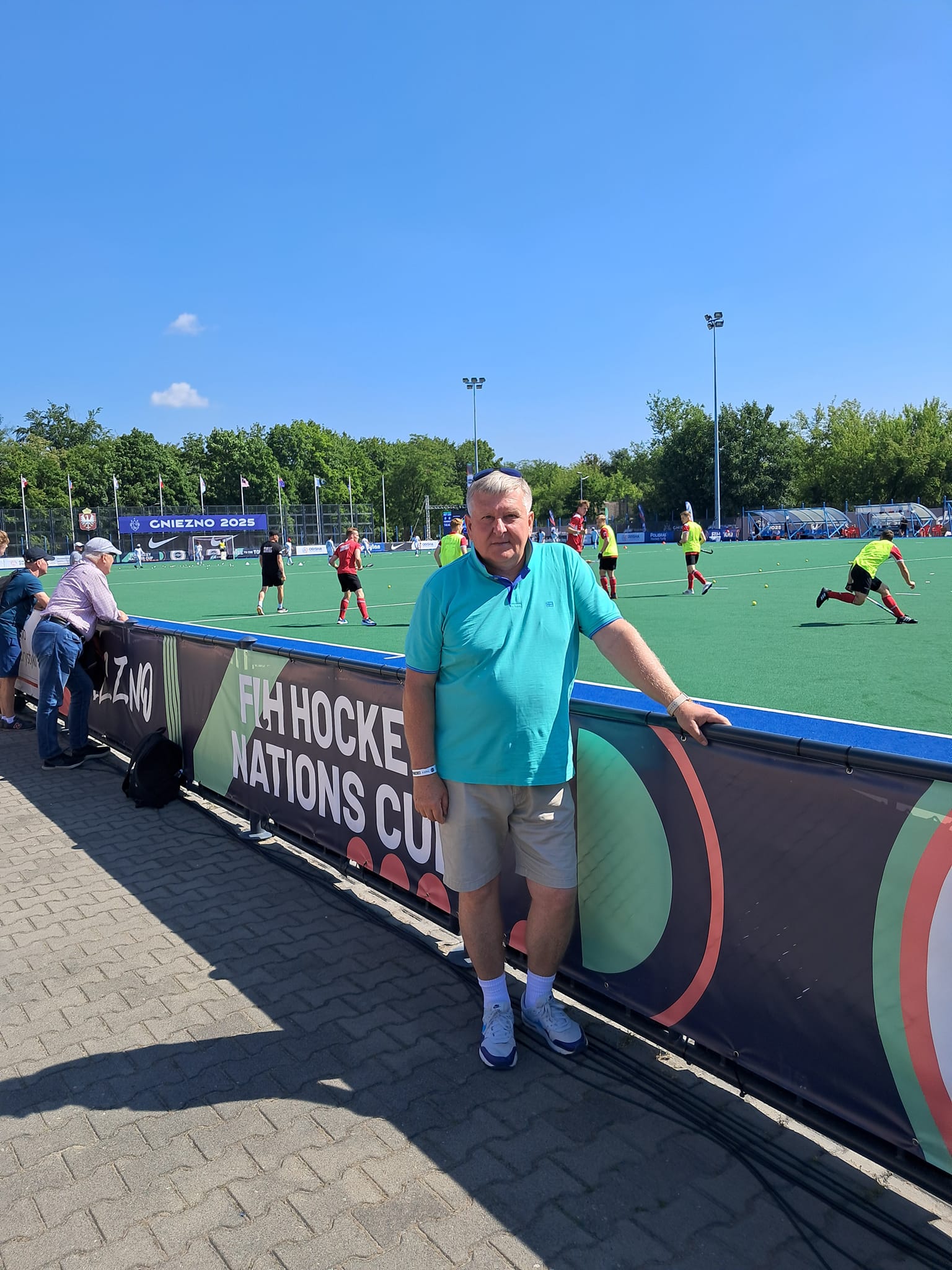 Новини Вінниці - фото з Хокеїсти на траві вчасно погасили борг, тому наші збірні допустили на Євро