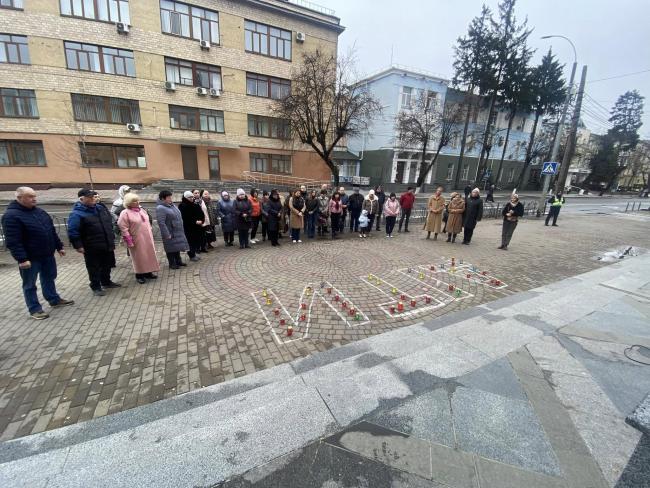 Новини Вінниці - фото з У Вінниці відзначили День пам’яті жертв авіаудару по Маріуполю
