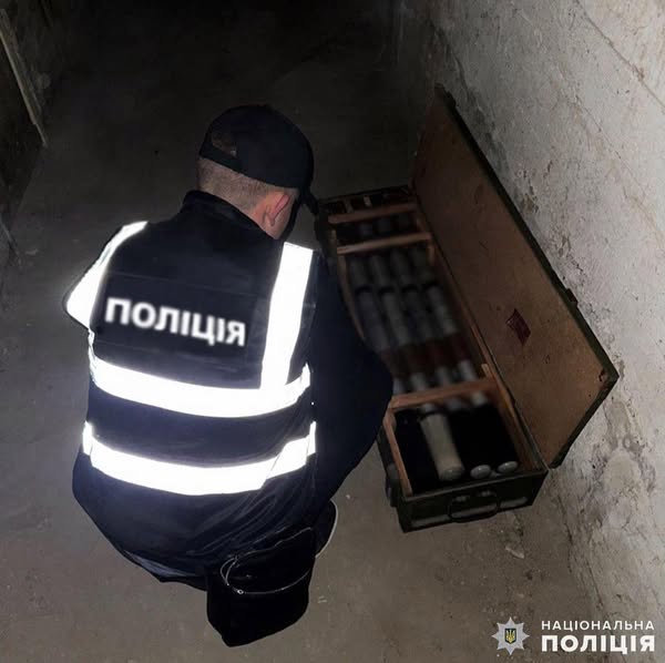 Новини Житомира - фото з Бердичівлянин зберігав ракети у підвалі багатоповерхівки