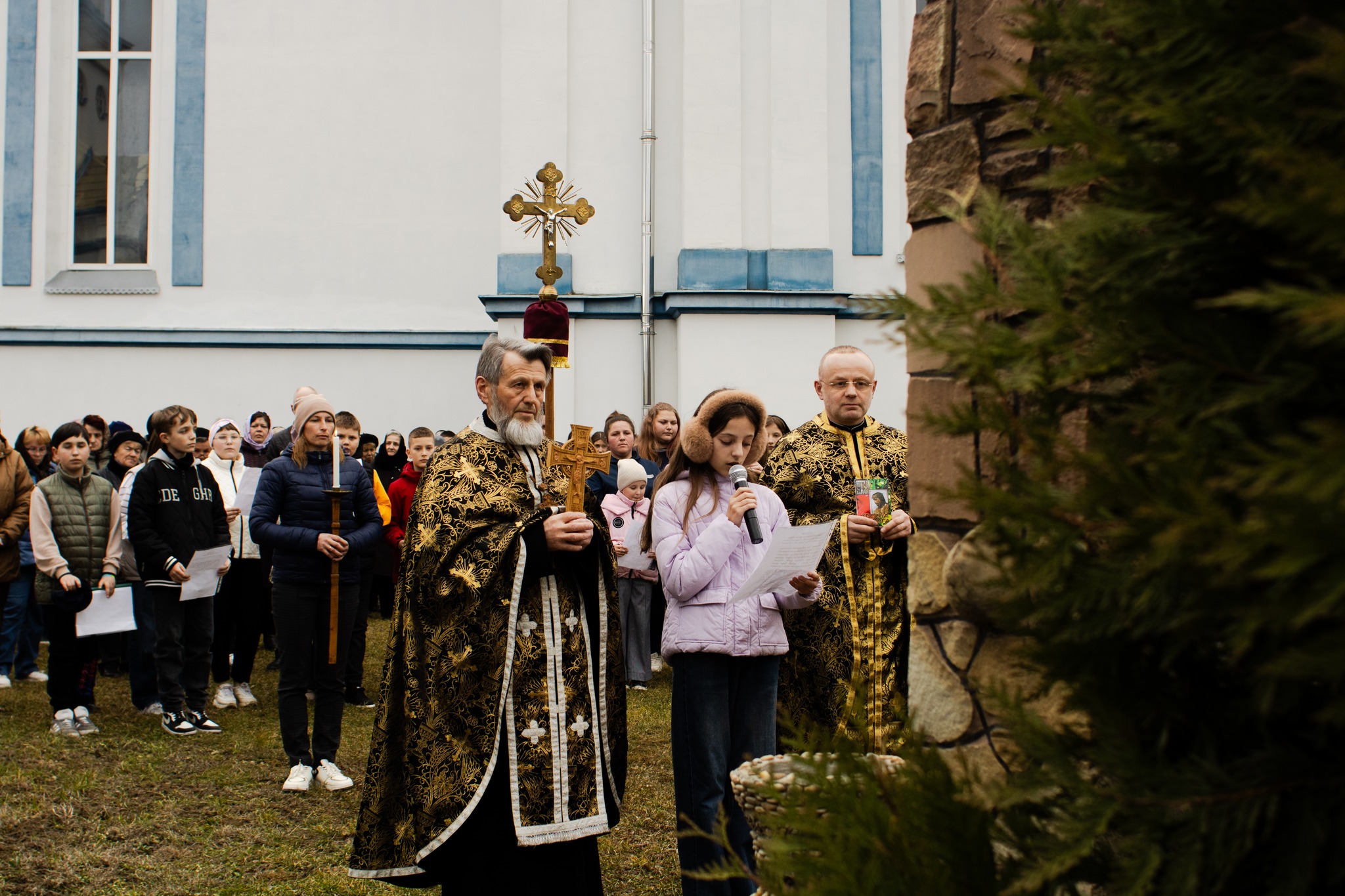На зображенні може бути: 9 людей
