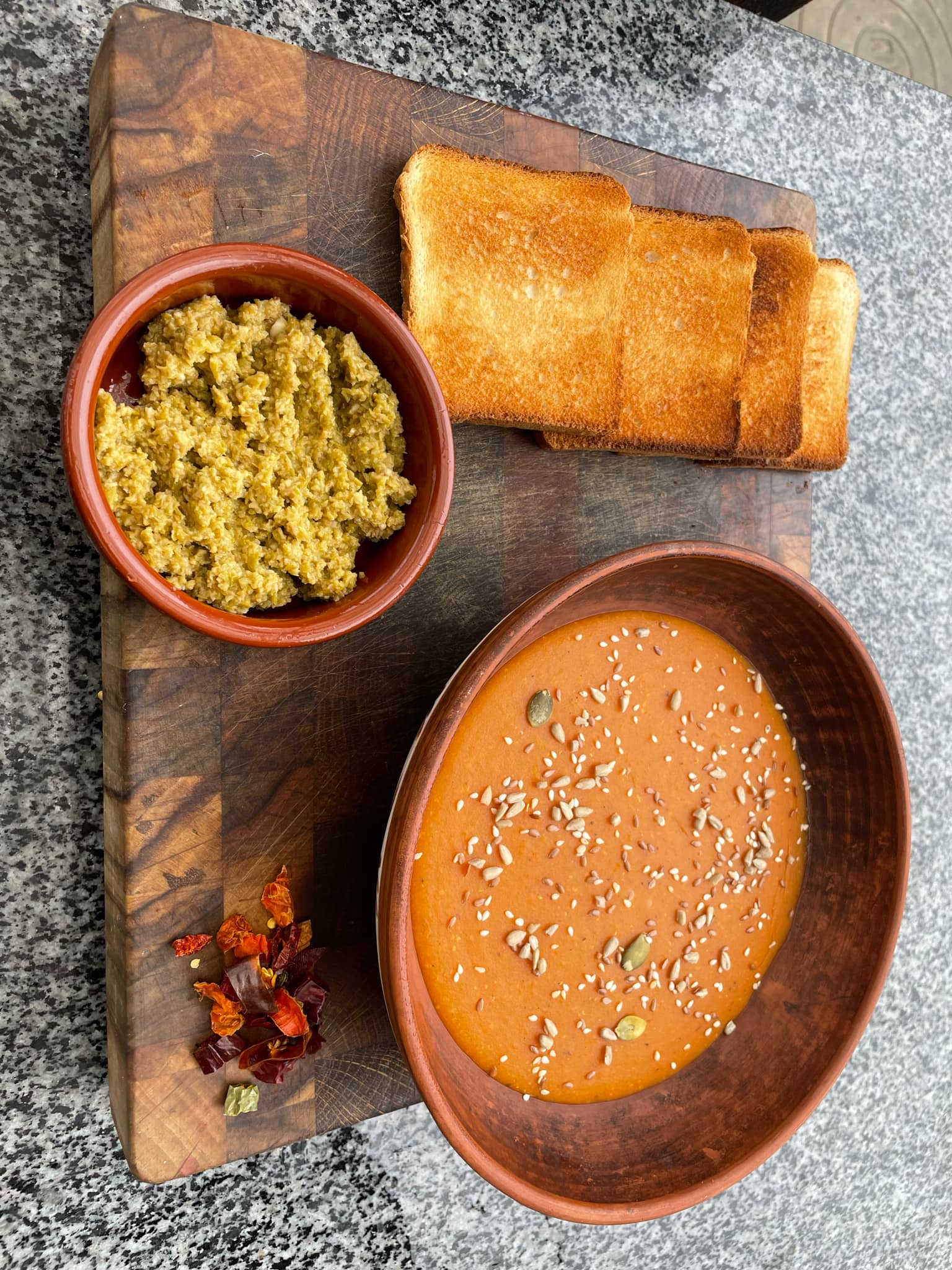 Новини Тернополя - фото з Готуємо крем-суп із сочевиці та пасту з оливок