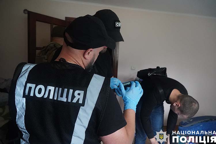 Новини Тернополя - фото з Заробляли по п'ять мільйонів в місяць: судитимуть двох чоловіків з Тернопільщини за наркобізнес наркобізнес із щомісячним прибутком у майже 5 млн грн: слідчі поліції тернопільщини скерували до суду обвинувальний акт щодо міжрегіональної злочинної організації