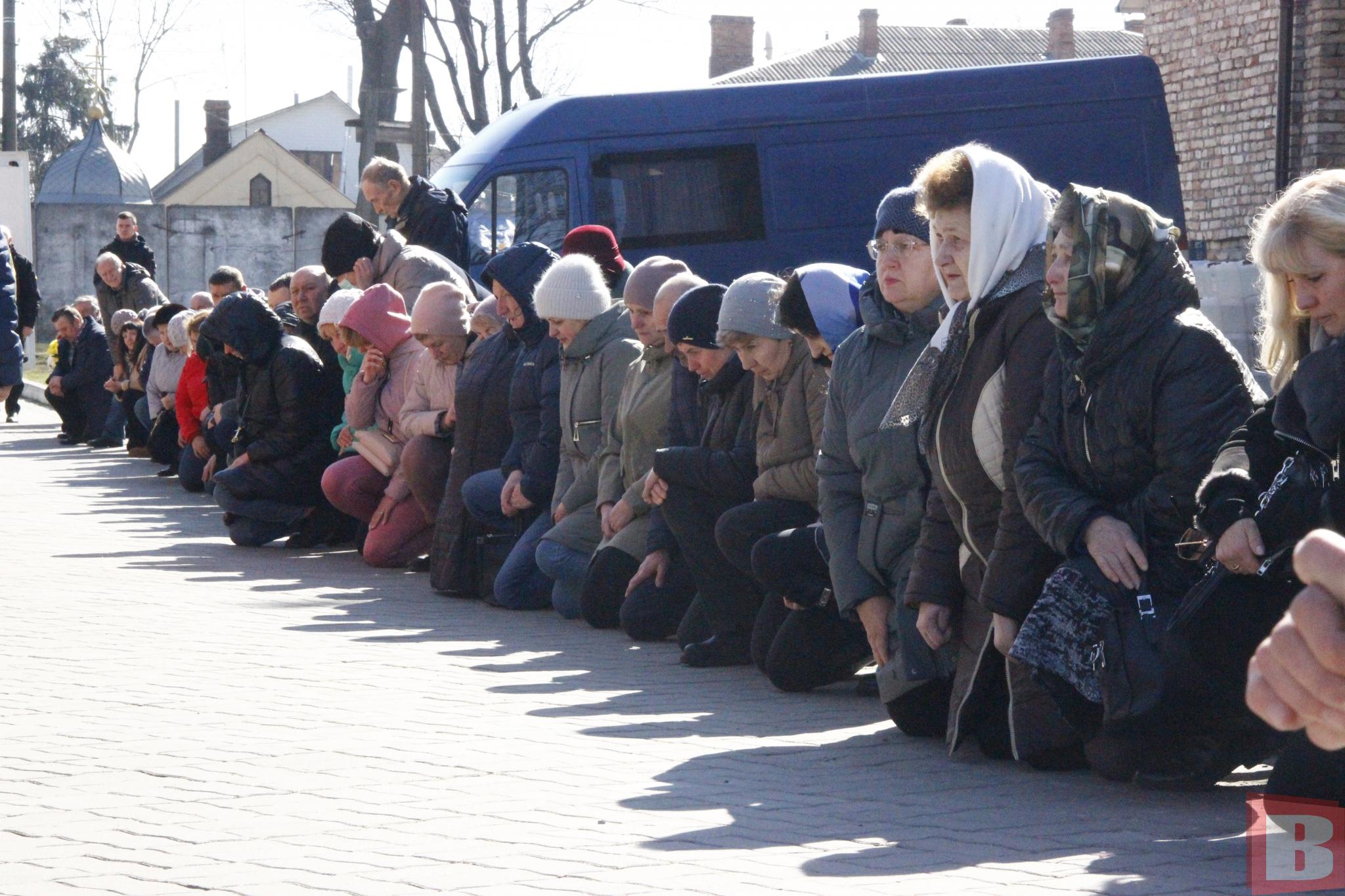 Новини Хмельницького - фото з «Я піду, щоб не йшли мої сини»: у Хмельницькому попрощалися із Віктором Гершуком