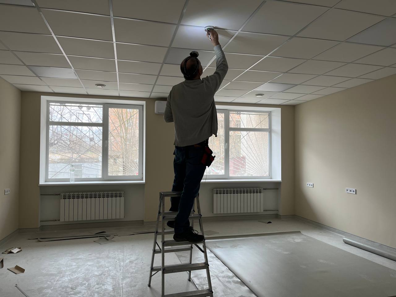 Новини Тернополя - фото з Арттерапія, психологи, масажі: у лікарні Тернополя облаштовують центр безоплатної реабілітації