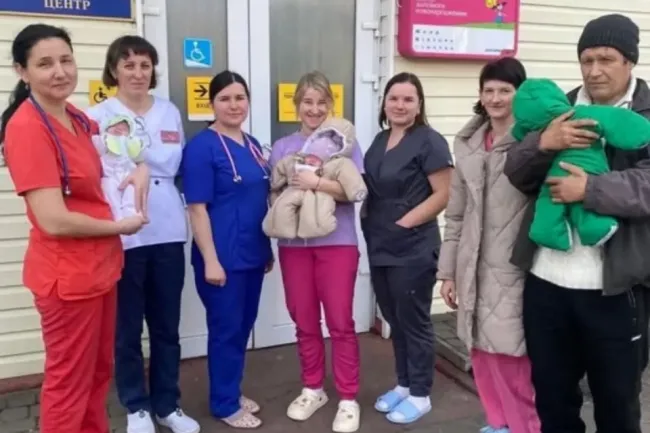 Новини Вінниці - фото з Чернівецька громада підтримала багатодітну родину Заворітних, де народилися трійнята