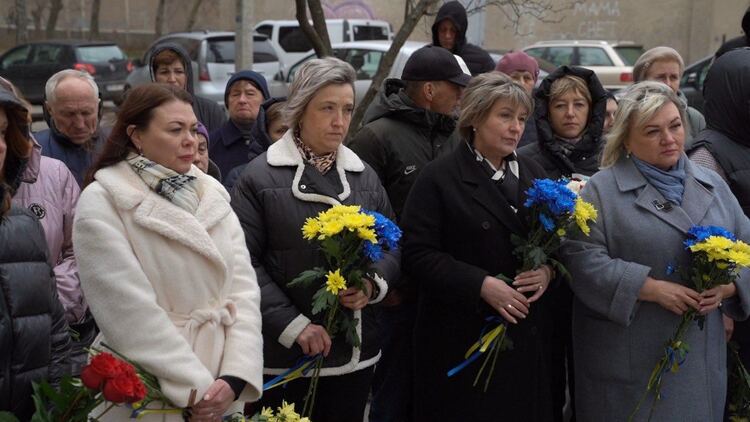 Новини Вінниці - фото з У Вінниці відкрили меморіальну дошку на честь загиблого бригади «Лють» Вадима Кондратюка