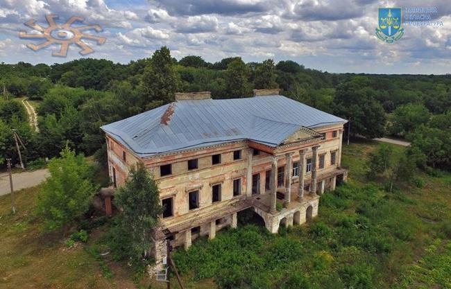 Новини Вінниці - фото з Старовинний палац в Серебринцях передадуть в комунальну власність. Яка його історія?