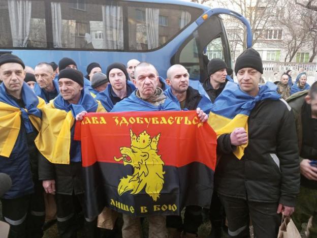 Новини Тернополя - фото з У полоні наснився покійний тато: «Сину, збирайся додому». За кілька днів Михайла Рижулю обміняли