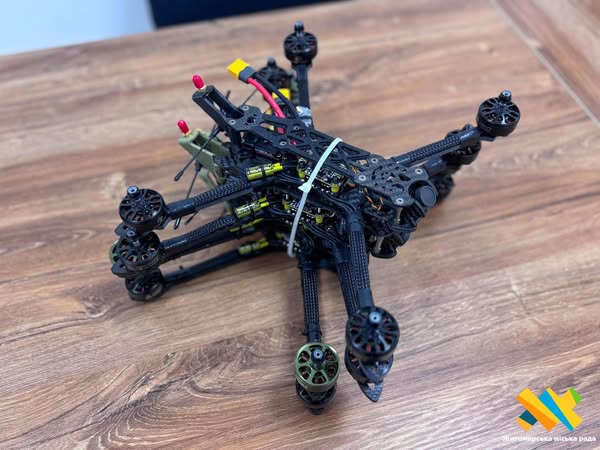 Новини Житомира - фото з Житомирський дрон»: як містяни збирають FVP дрони для фронту