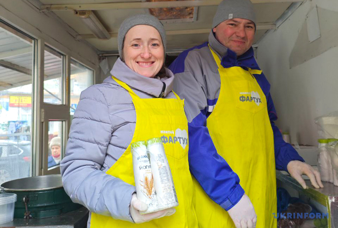Новини Тернополя - фото з Обіди, які зігрівають серце: як благодійна їдальня «Жовтий фартух» людям пережити складні години Наталя Чура
