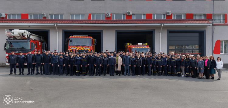 Новини Вінниці - фото з На заслужений відпочинок провели головного рятувальника Вінниччини Руслана Шевчука