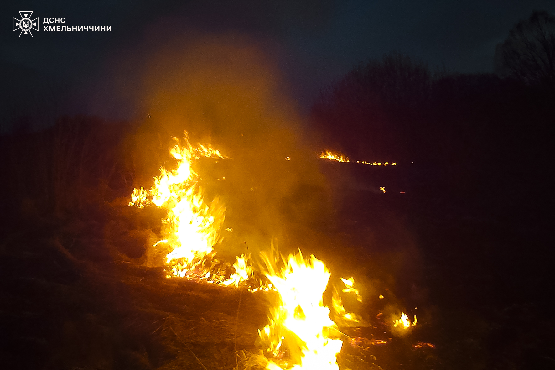 На зображенні може бути: вогонь