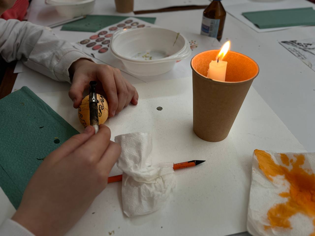 Новини Тернополя - фото з У Тернополі безоплатно навчають давніх технік писанкарства. Розповідаємо, як долучитися