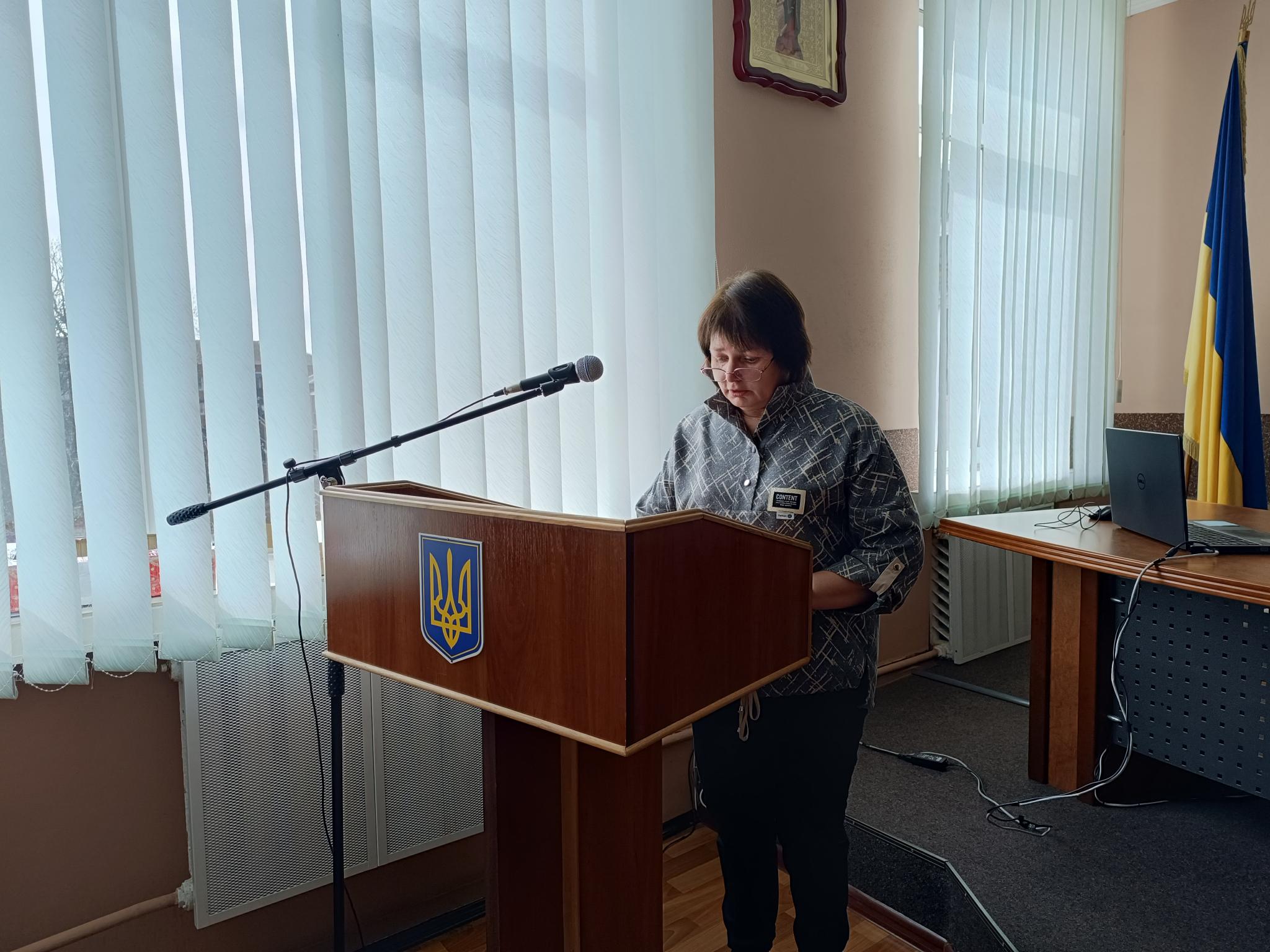 Новини Козятина - фото з «Потрібно привести до ладу ялинки на площі, тому що вони загинуть»