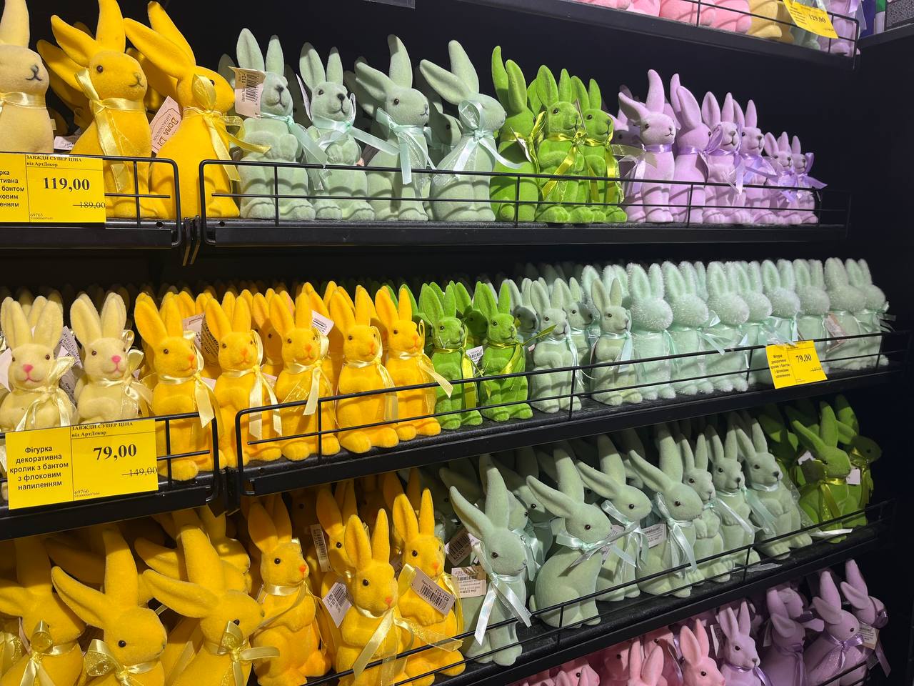 Новини Тернополя - фото з Форми для пасок, декорації та плетені кошики: де тернополянам дешевше придбати атрибутику до Великодня