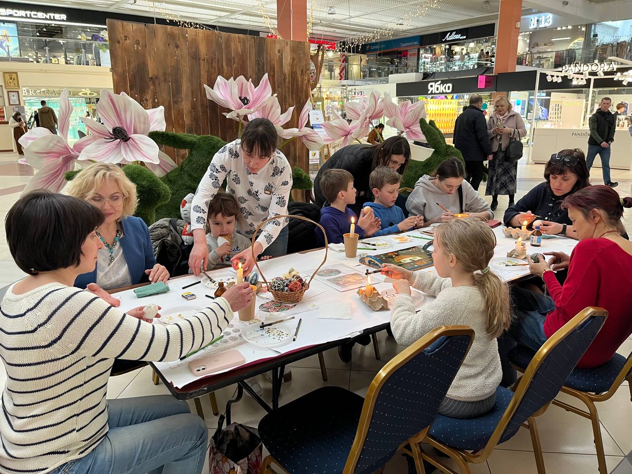 Новини Тернополя - фото з У Тернополі безоплатно навчають давніх технік писанкарства. Розповідаємо, як долучитися
