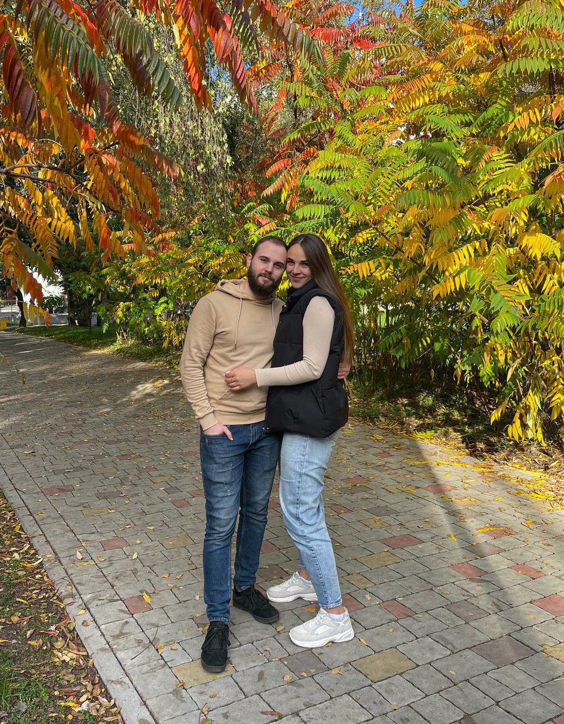 На зображенні може бути: 2 людини