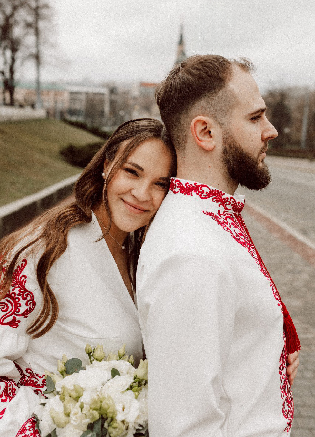 На зображенні може бути: 2 людини та весілля