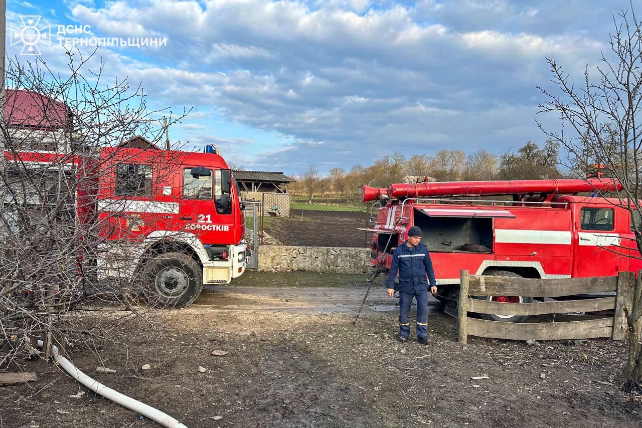 Новини Тернополя - фото з У пожежі на Чортківщині обгорів чоловік На зображенні може бути: 1 особа та текст