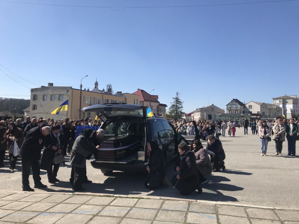 Новини Тернополя - фото з Тернопільщина попрощалася із Героями Сергієм Лясковичем та Андрієм Лагуном