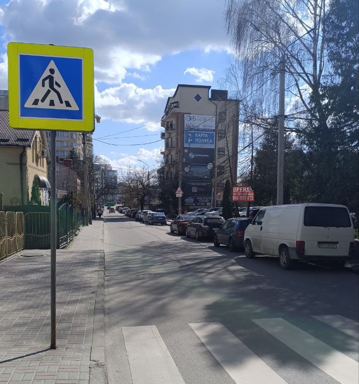 Новини Тернополя - фото з На Торговиці буде нова парковка. Для кого вона і хто платить за роботи?