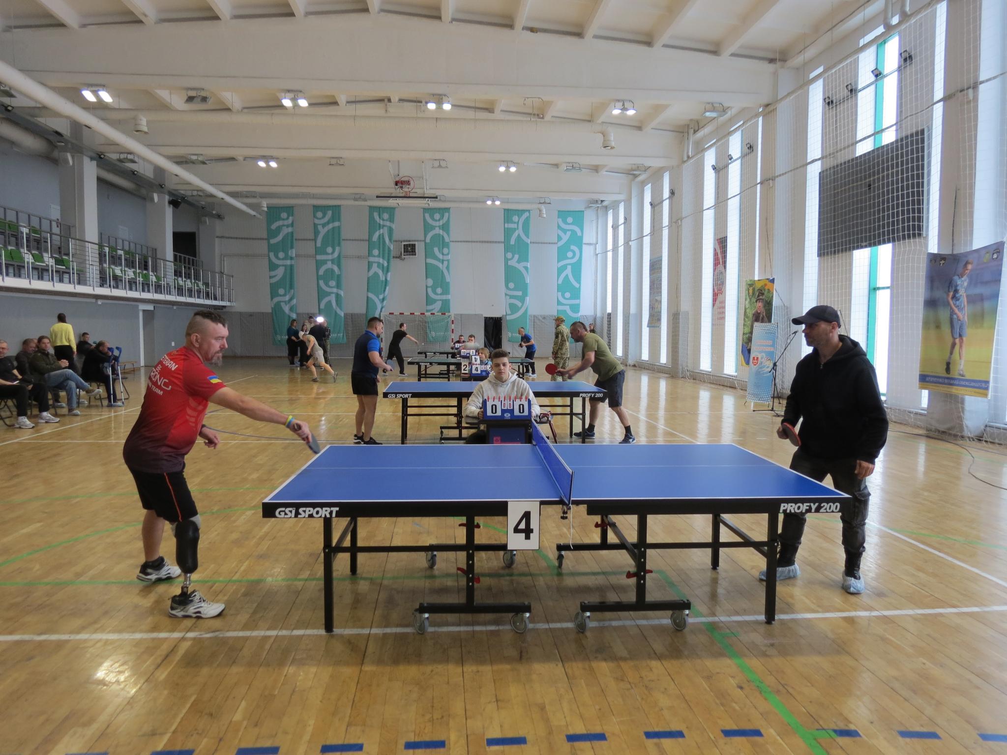 Новини Вінниці - фото з У вінницькому чемпіонаті з настільного тенісу серед ветеранів змагалися гравці на протезах