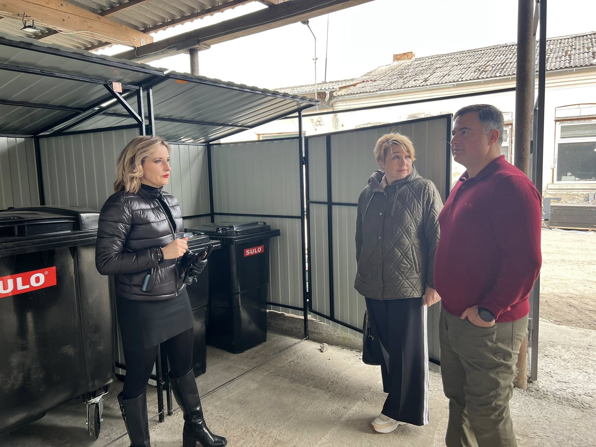 Новини Тернополя - фото з На Бережанщині будують сміттєсортувальний комплекс На зображенні може бути: 3 людини