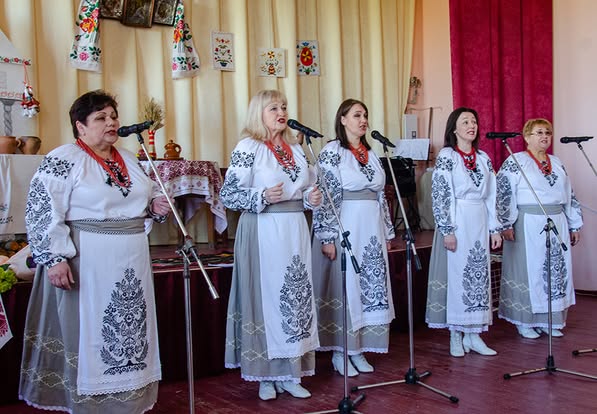 Новини Козятина - фото з Презентували нову книгу поезій нашої землячки Антоніни Петрушкевич