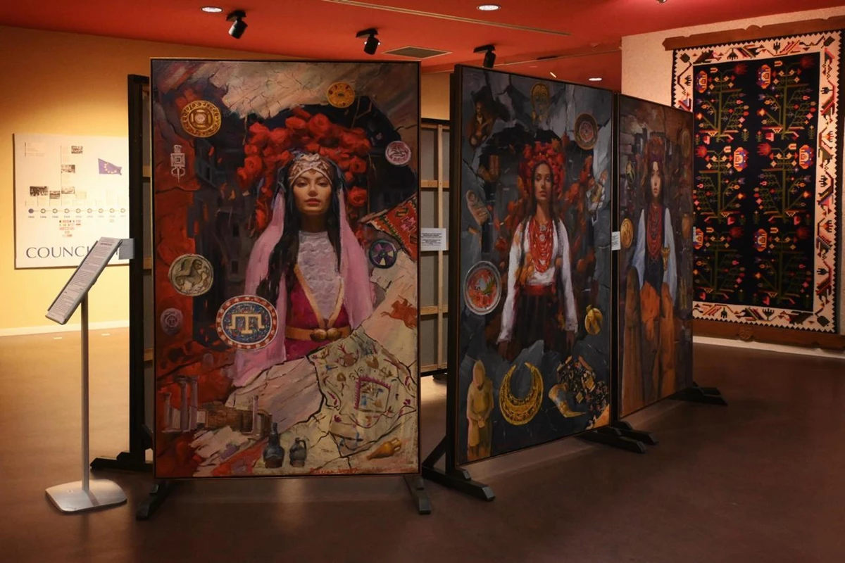 Новини Вінниці - фото з Вінницький художник Володимир Козюк представив виставку «Україна крізь віки» у Страсбурзі