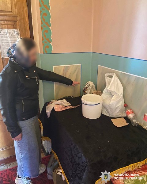 Новини Вінниці - фото з Поки жінка молилась, її обікрали в храмі: на Гайсинщині затримали злодія із Запоріжжя