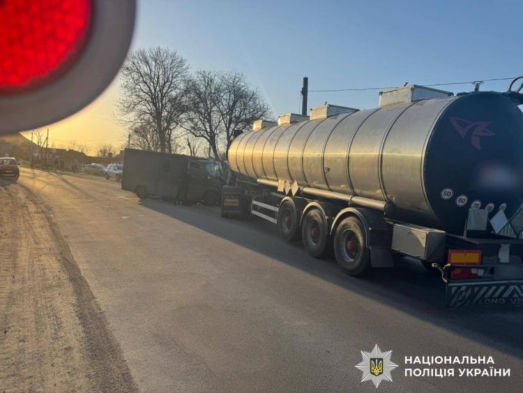 Новини Вінниці - фото з На об’їзній Вінниці п’яний водій BMW влетів у кювет, пасажир загинув. Ще двоє загинули на дорогах області