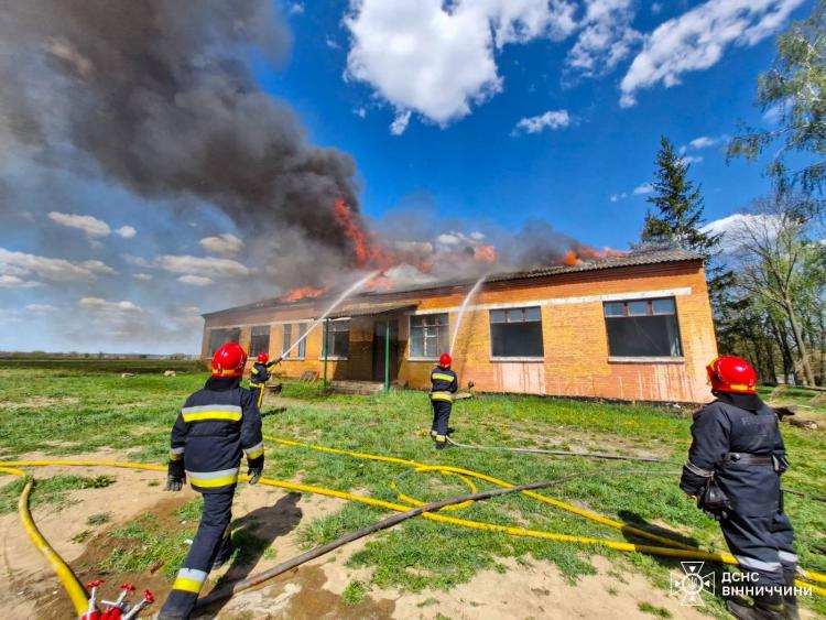 Новини Вінниці - фото з У Якушинецькій громаді горіла школа