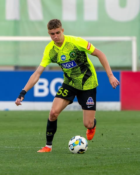 Новини Житомира - фото з "Полісся" поступилося "Шахтарю"з рахунком 0:1