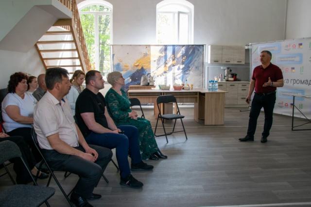 Новини Житомира - фото з Громади Житомирщини підписали Меморандум про партнерство