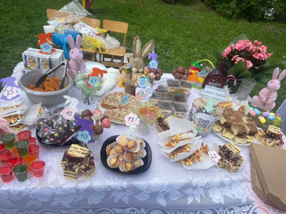 Новини Тернополя - фото з У Тернопільському дитсадку №19 діти ярмаркували, щоб купити дрон для наших військових