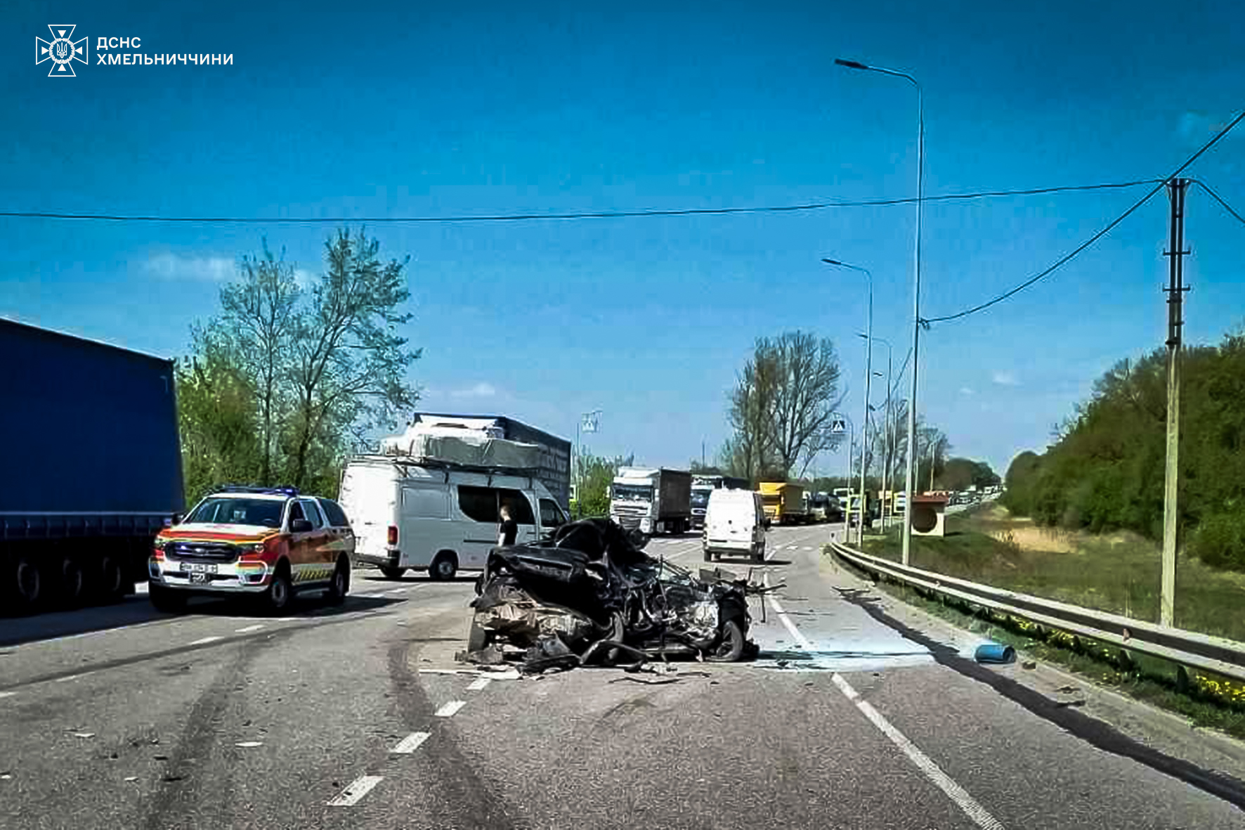 Новини Хмельницького - фото з На Хмельниччині сталась потрійна ДТП: зіткнулись вантажівка та два легковики