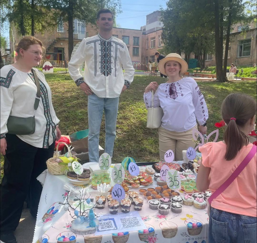 Новини Тернополя - фото з У Тернопільському дитсадку №19 діти ярмаркували, щоб купити дрон для наших військових