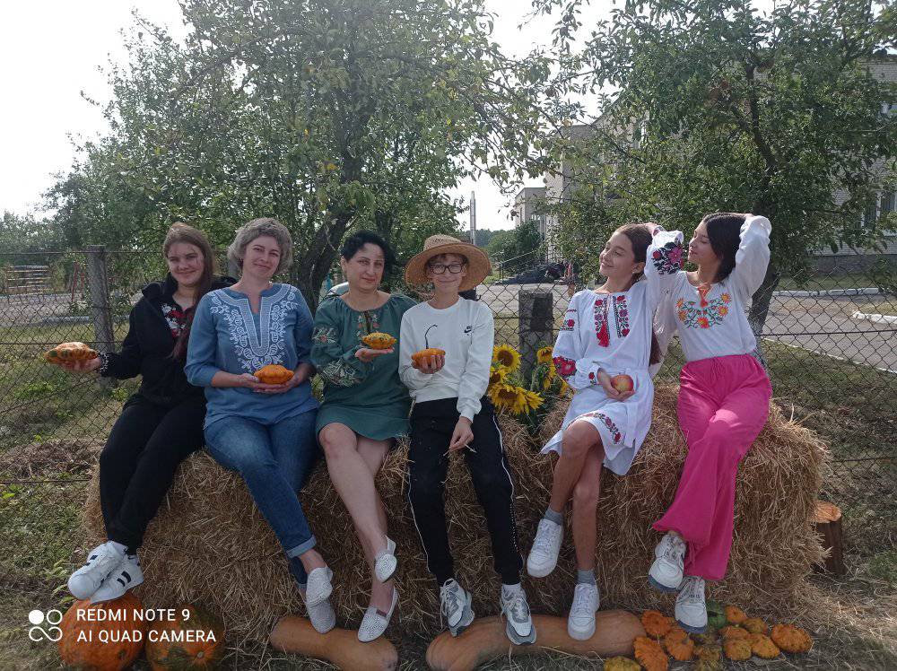 Новини Вінниці - фото з "Першою народилася дівчинка": як живе село, переселене із зони Чорнобиля після аварії на атомній станції?