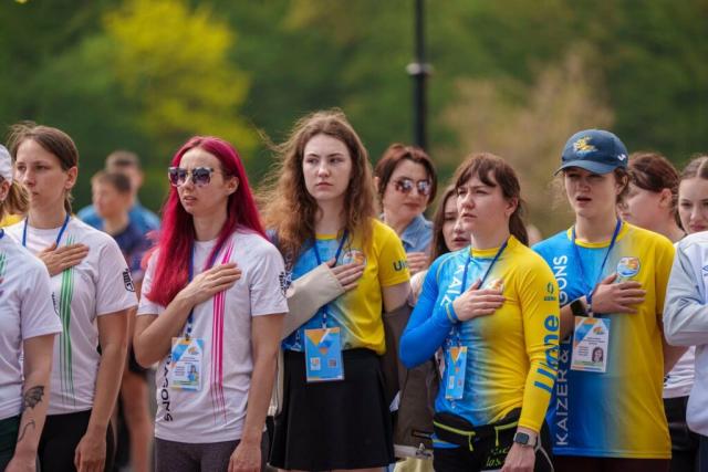 Новини Житомира - фото з У Житомирі на річці Тетерів відбулися масштабні змагання із веслування на човнах «Дракон»