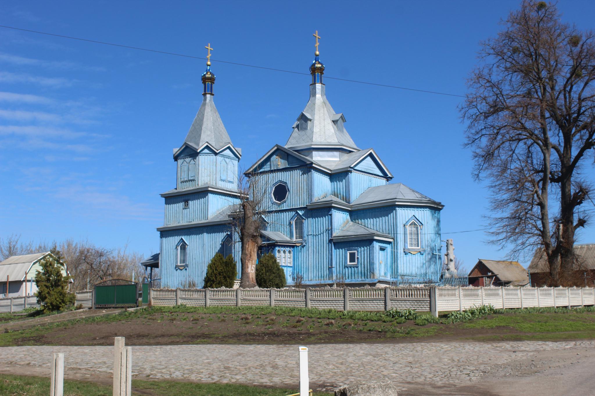 Новини Козятина - фото з Батюшка УПЦ передав ключі поліції і громада ПЦУ зайшла до храму