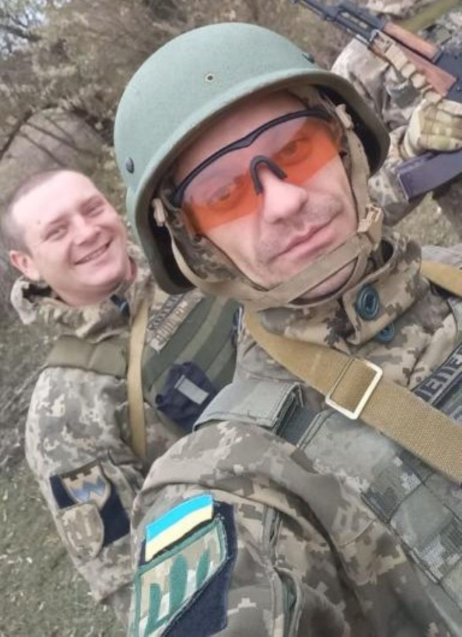 Новини Вінниці - фото з «Якщо загину, поховайте разом з хлопцями на Алеї Слави»: які ще дві заповіді залишив друзям доброволець