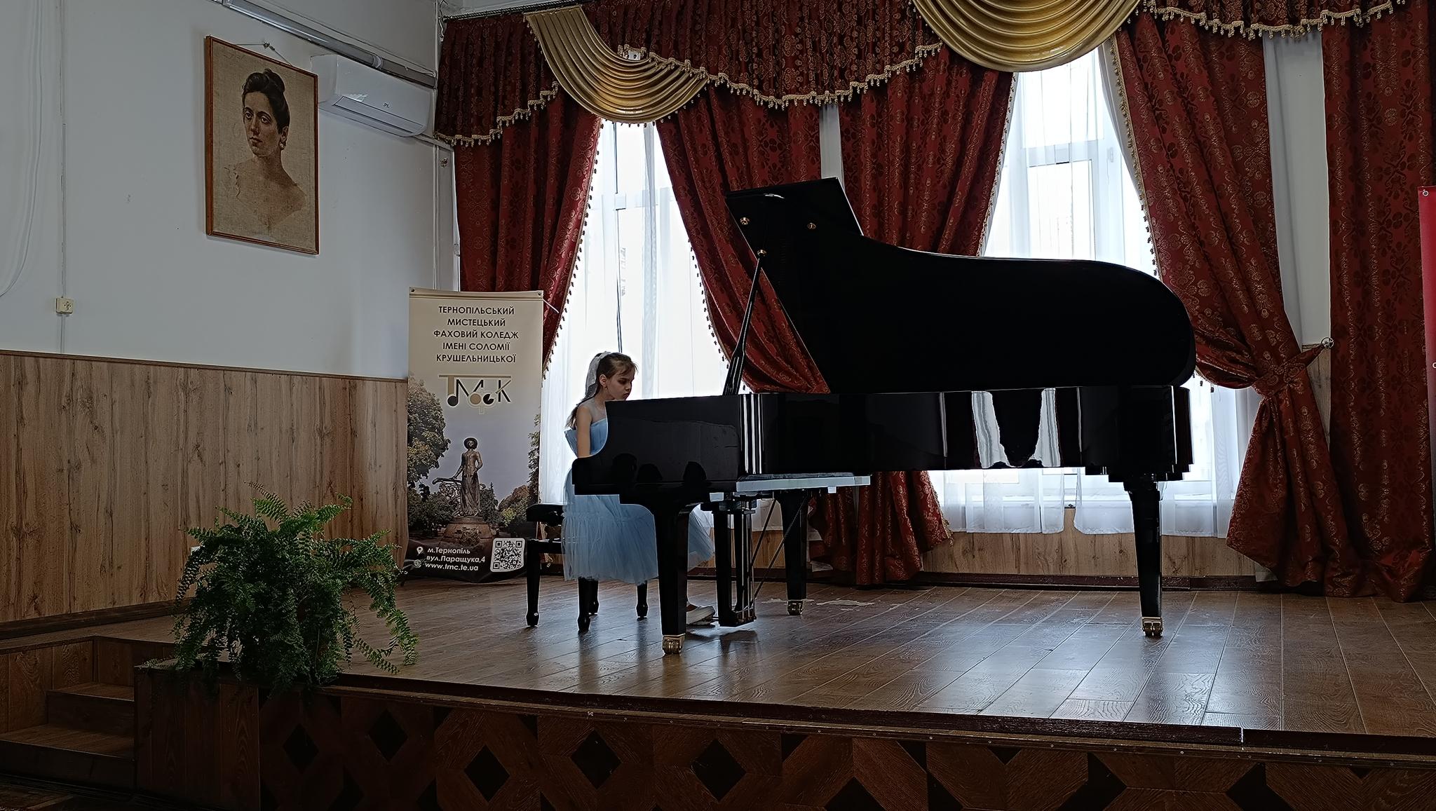 Новини Тернополя - фото з «Це дуже відповідальний момент»: юні музиканти показували вміння в обласному конкурсі «Піаністи Тернопілля»